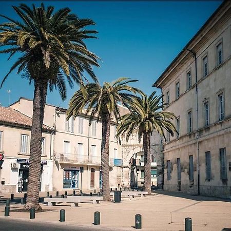 Terra Nostra - Townhouse - Swimming Pool Villa Nimes Bagian luar foto