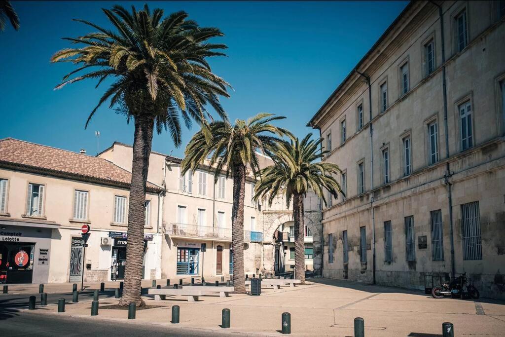 Terra Nostra - Townhouse - Swimming Pool Villa Nimes Bagian luar foto