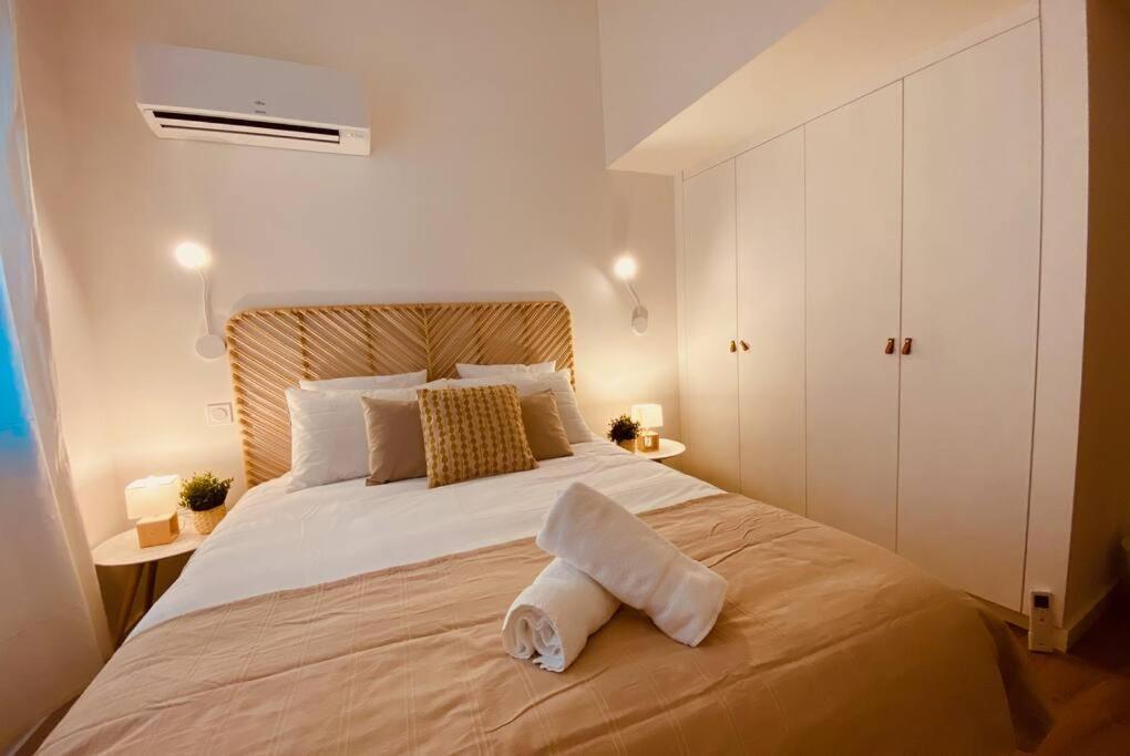 Terra Nostra - Townhouse - Swimming Pool Villa Nimes Bagian luar foto